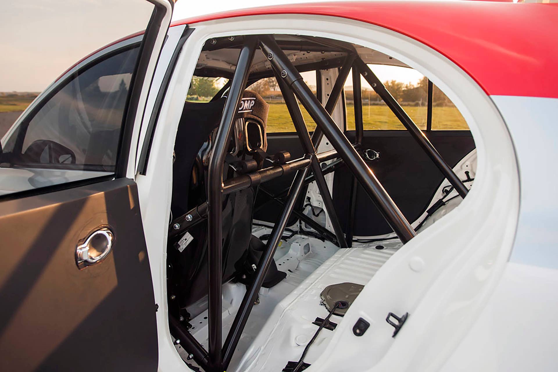2015 Nissan Micra Cup roll cage
