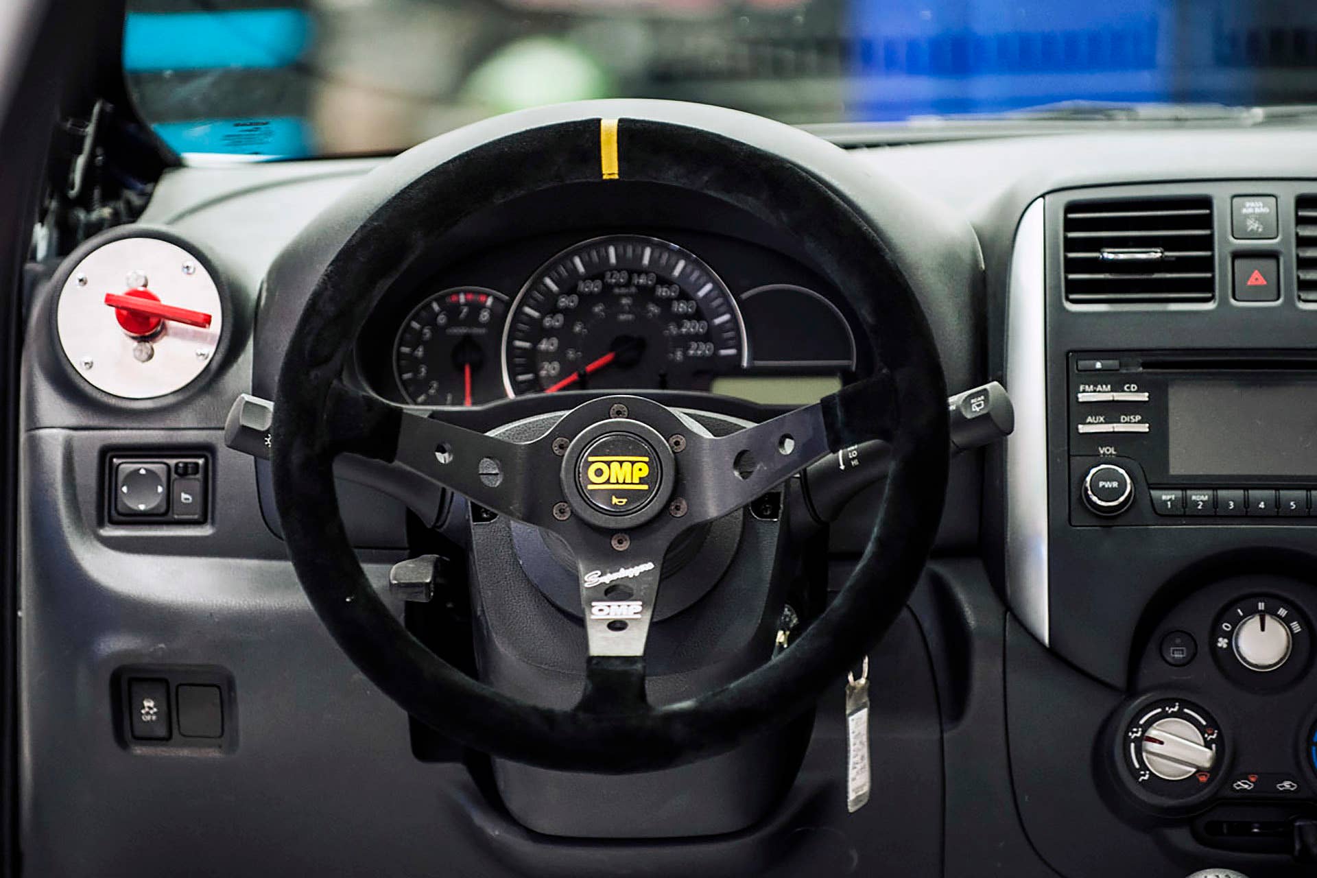 2015 Nissan Micra Cup steering wheel