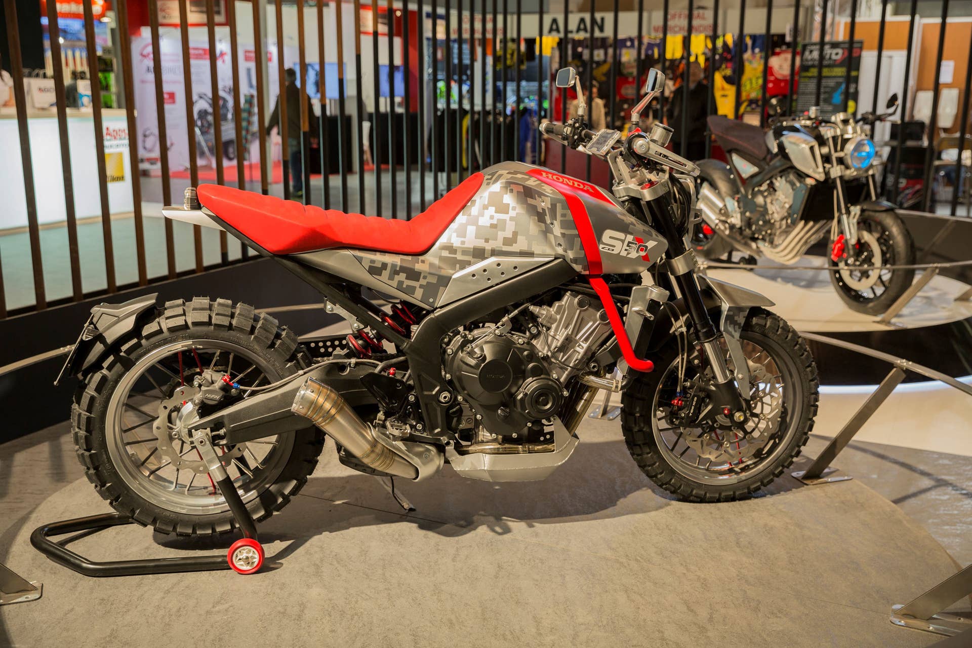 honda cbsix50 concept rear at eicma