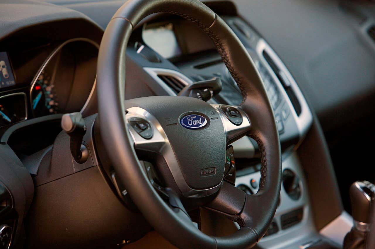 2012 Ford Focus steering wheel