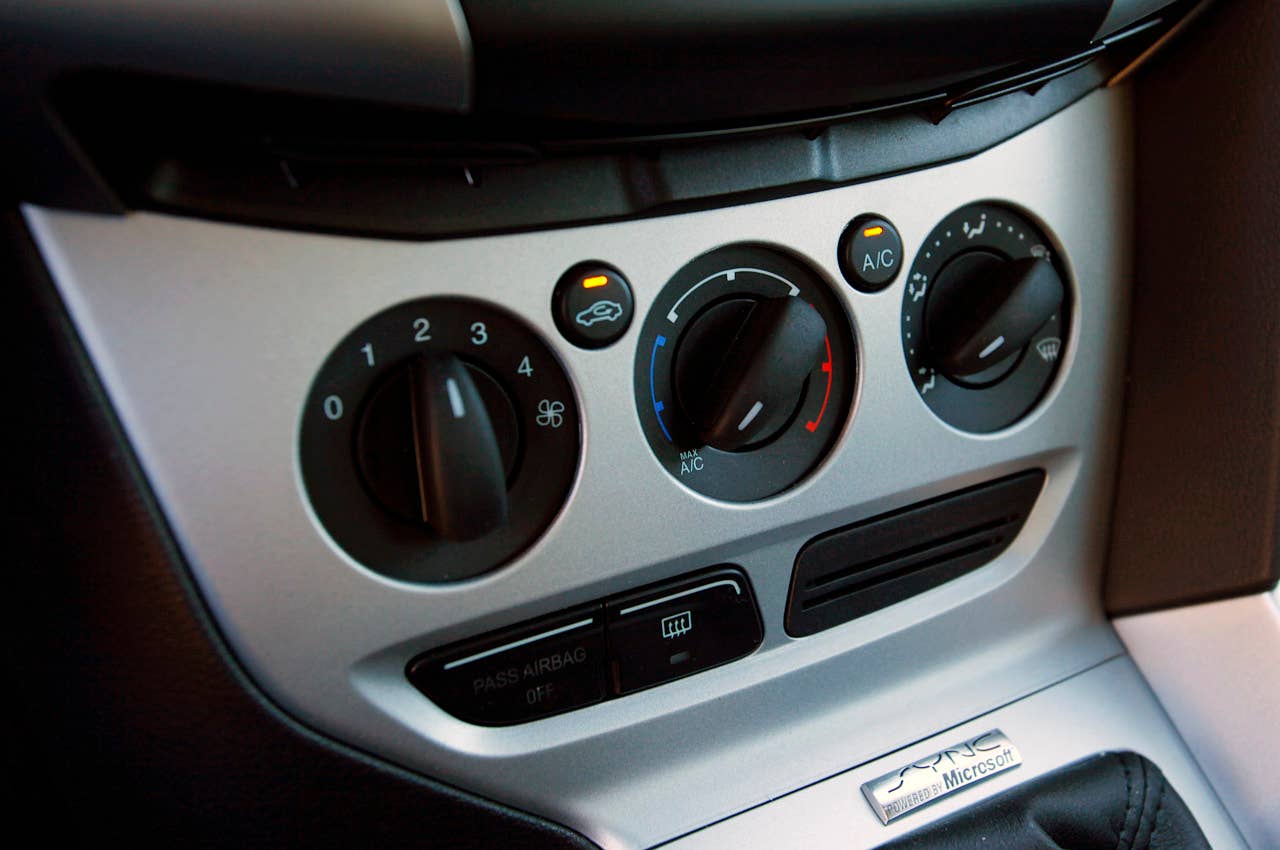 2012 Ford Focus climate controls