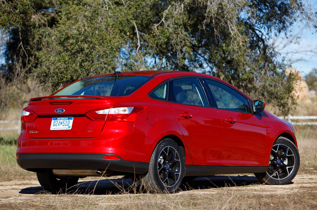 2012 Ford Focus rear 3/4 view