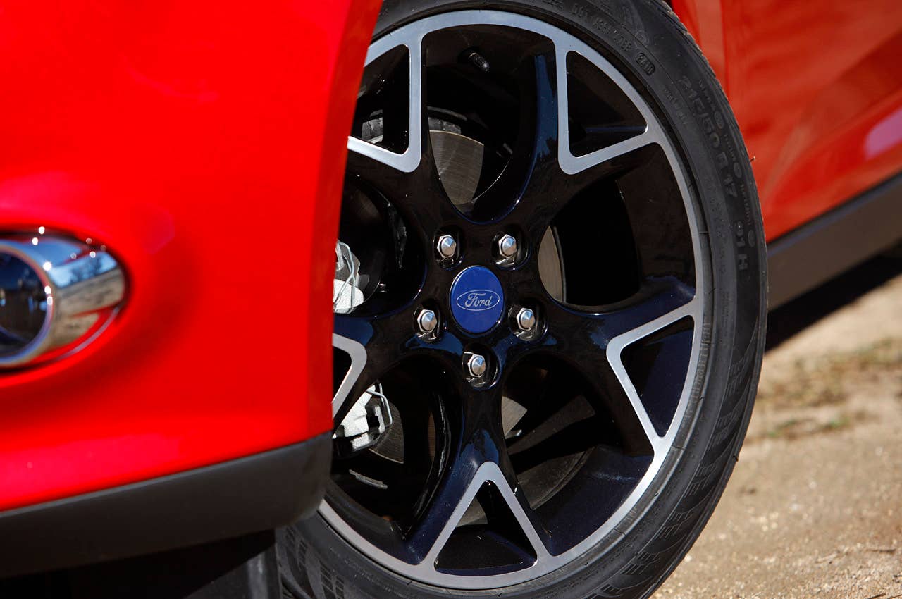 2012 Ford Focus wheel