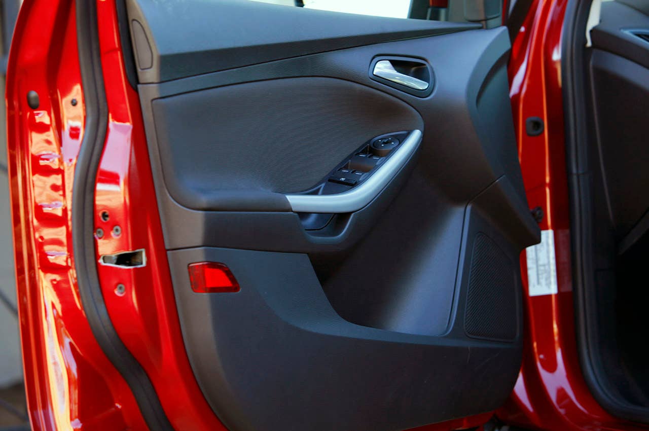 2012 Ford Focus door panel