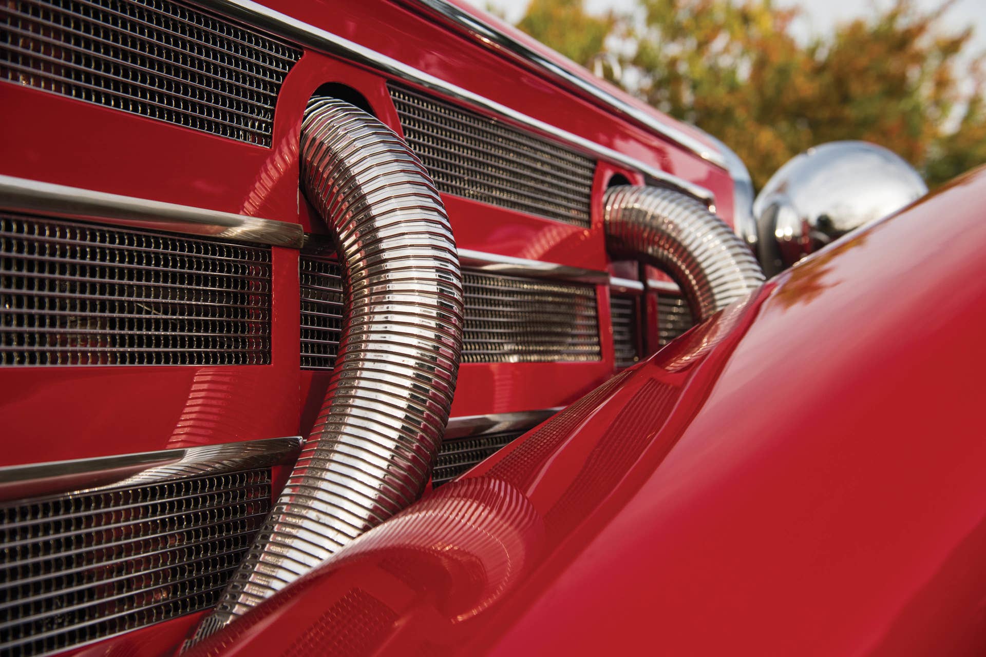 1937 Mercedes-Benz 540K Special Roadster pipes