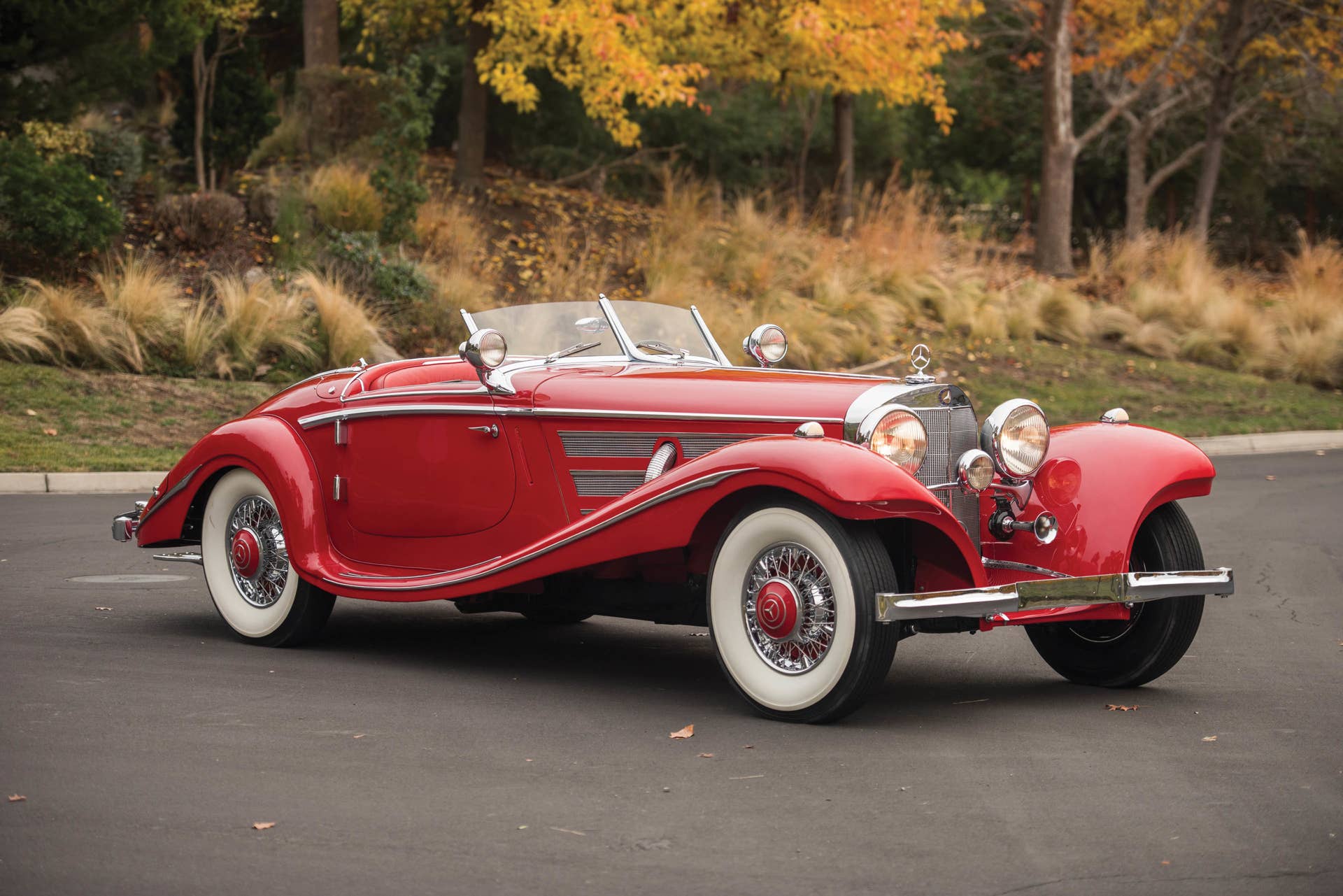 1937 Mercedes-Benz 540K Special Roadster static front 3/4