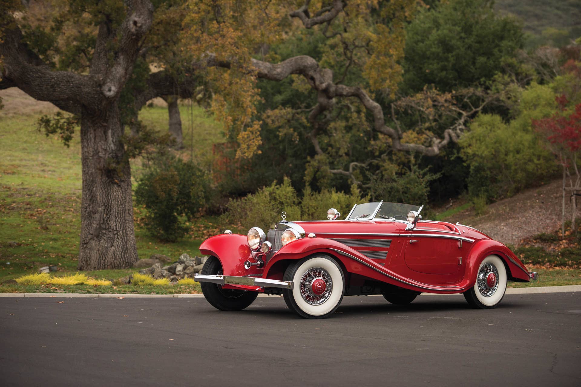 1937 Mercedes-Benz 540K Special Roadster front 3/4