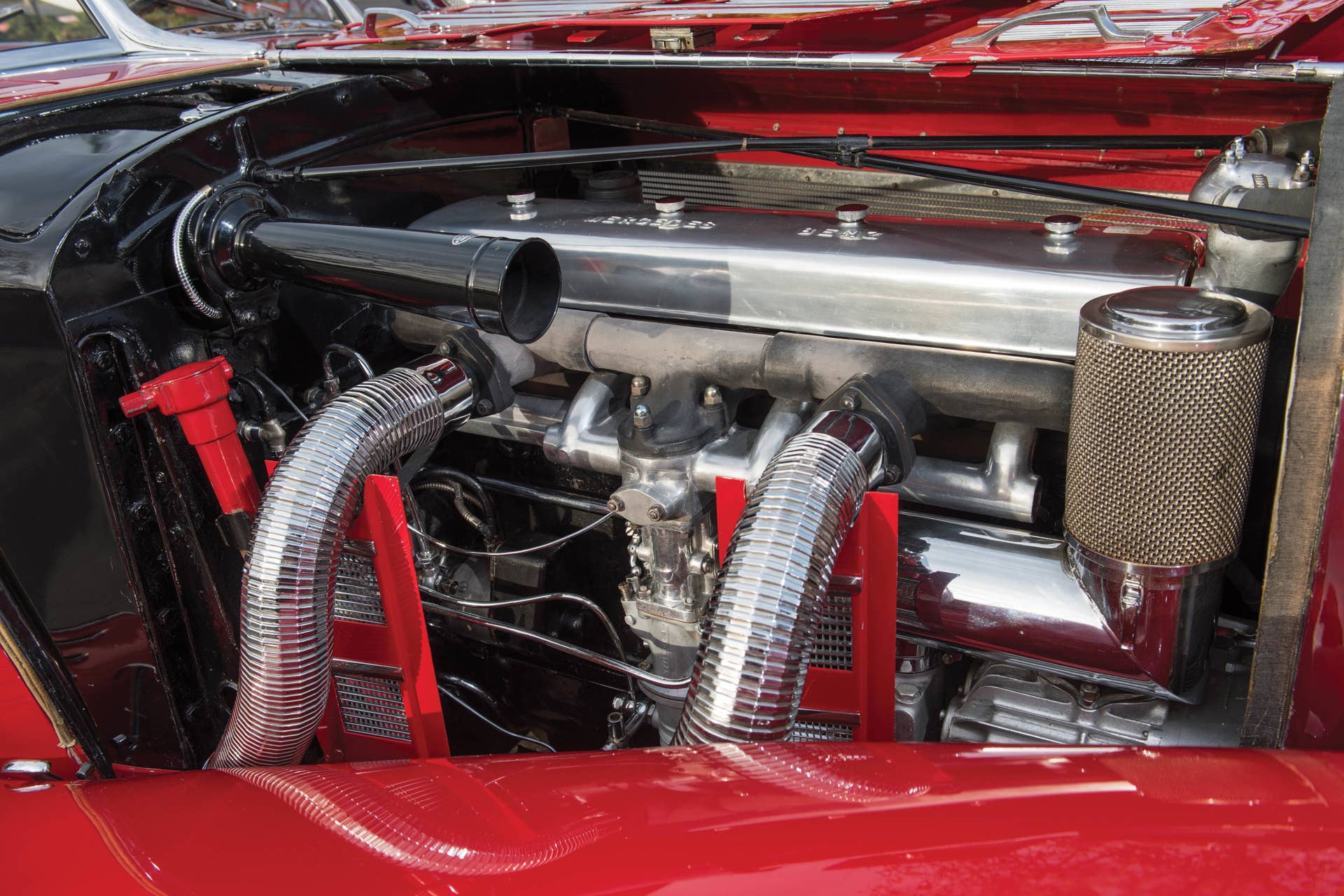 1937 Mercedes-Benz 540K Special Roadster engine detail