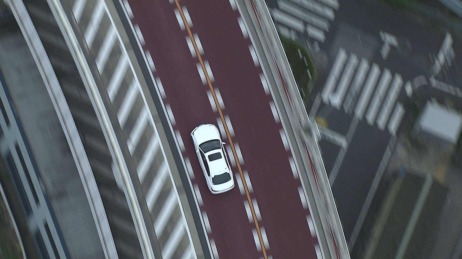 lexus gs toyota highway teammate cornering above