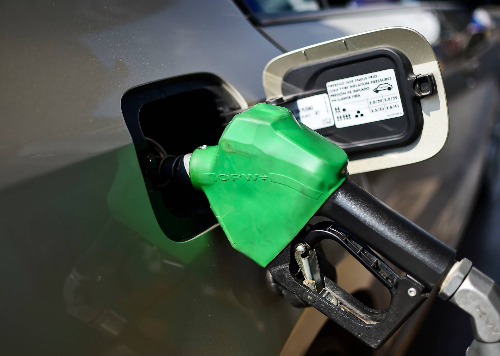 A fuel pump in a petrol station in San Luis Potosi, Mexico on December 27, 2016. On January 1, 2017 the price of fuels in Mexico will have an increase of 20.1% for the gasoline and 16.5% for the diesel, the Ministry of Finance announced Tuesday. / AFP / RONALDO SCHEMIDT (Photo credit should read RONALDO SCHEMIDT/AFP/Getty Images)