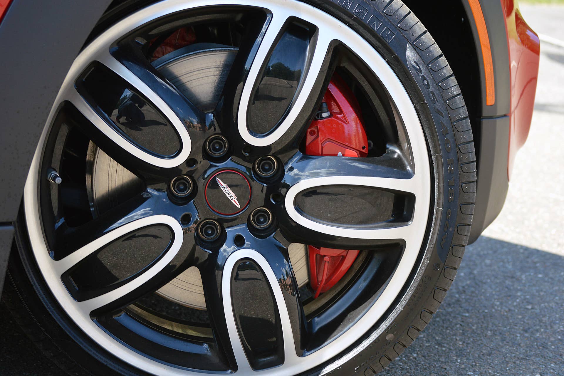 2015 Mini John Cooper Works Hardtop wheel