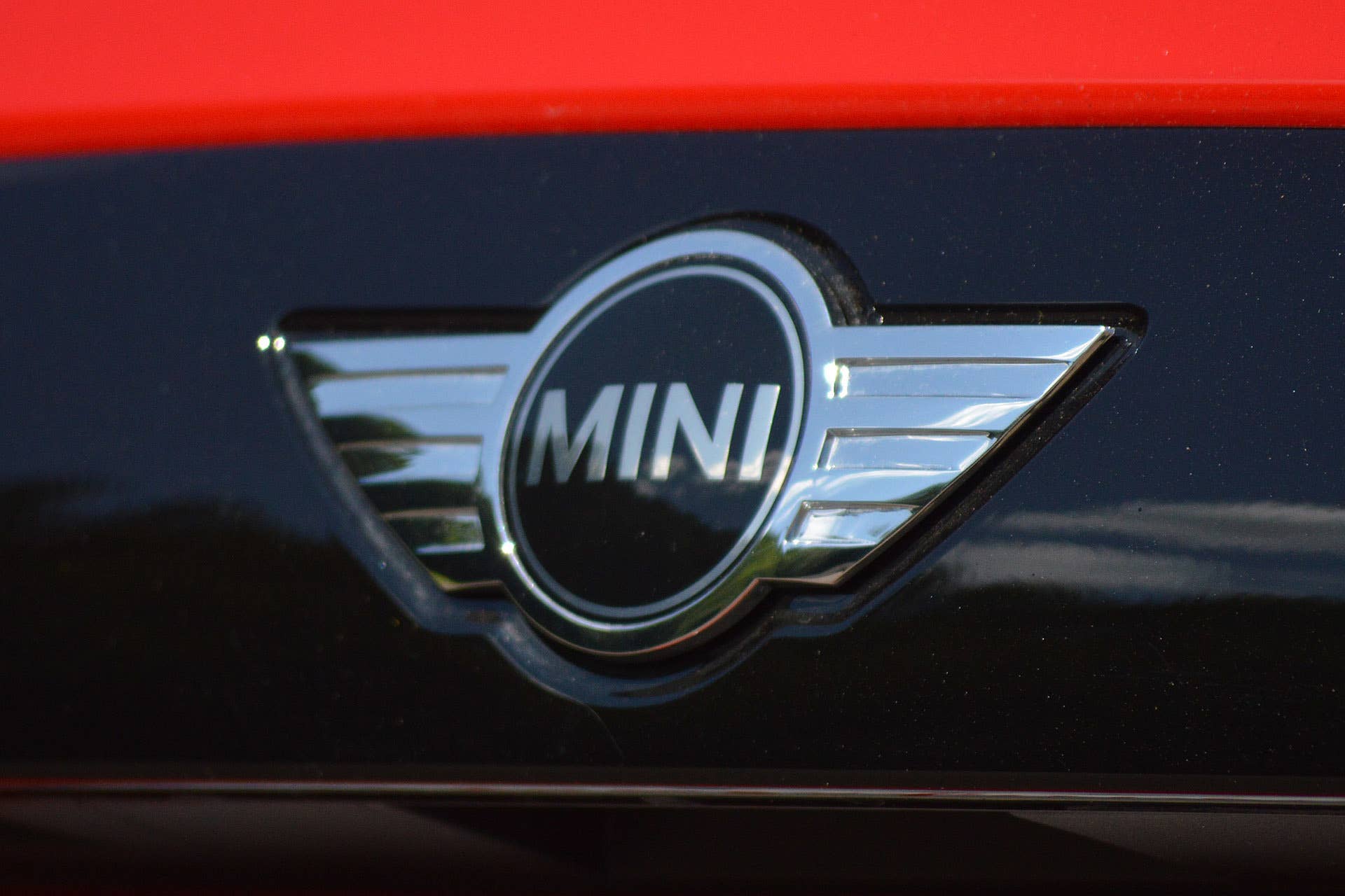 2015 Mini John Cooper Works Hardtop badge