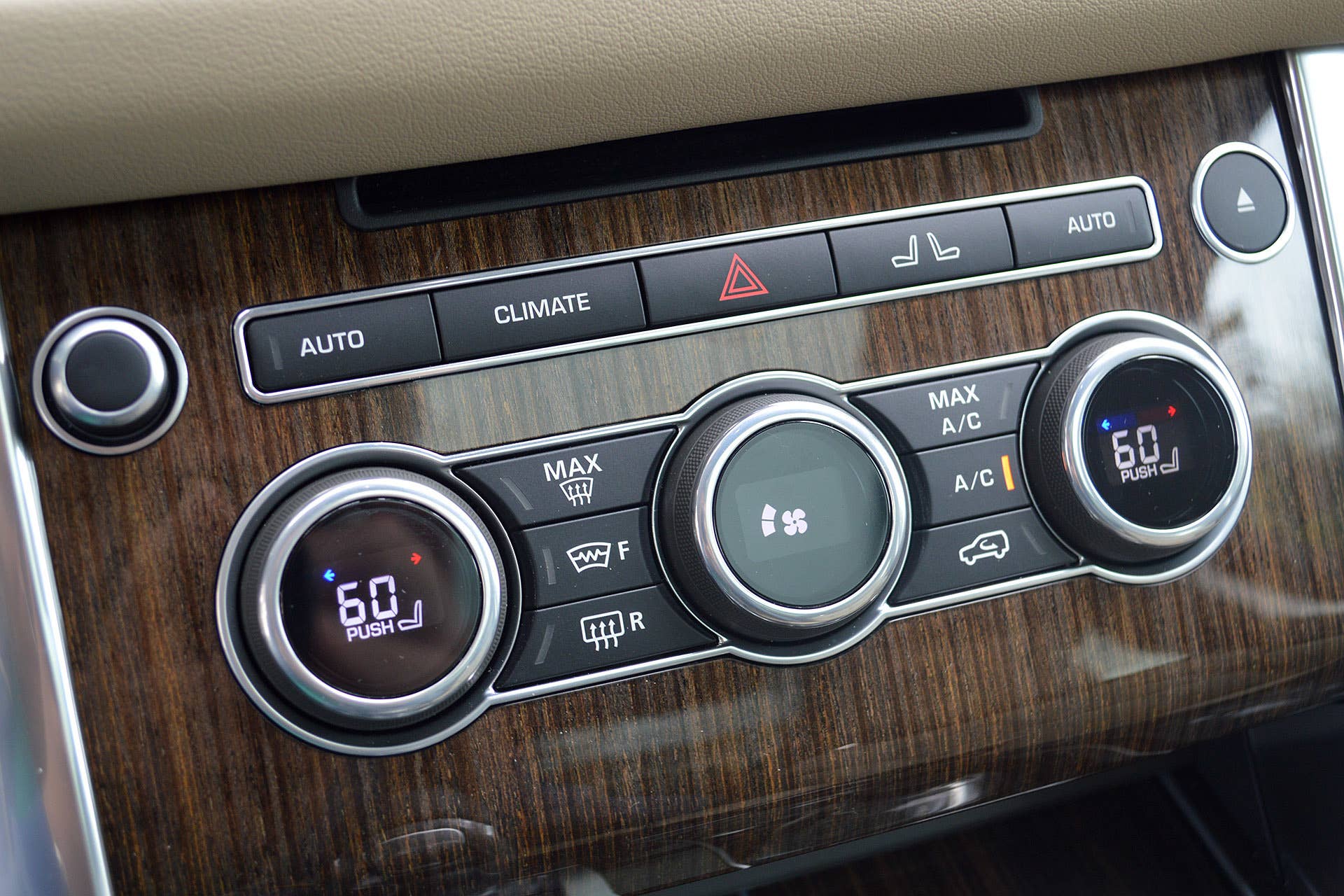 2016 Land Rover Range Rover Sport Td6 climate controls