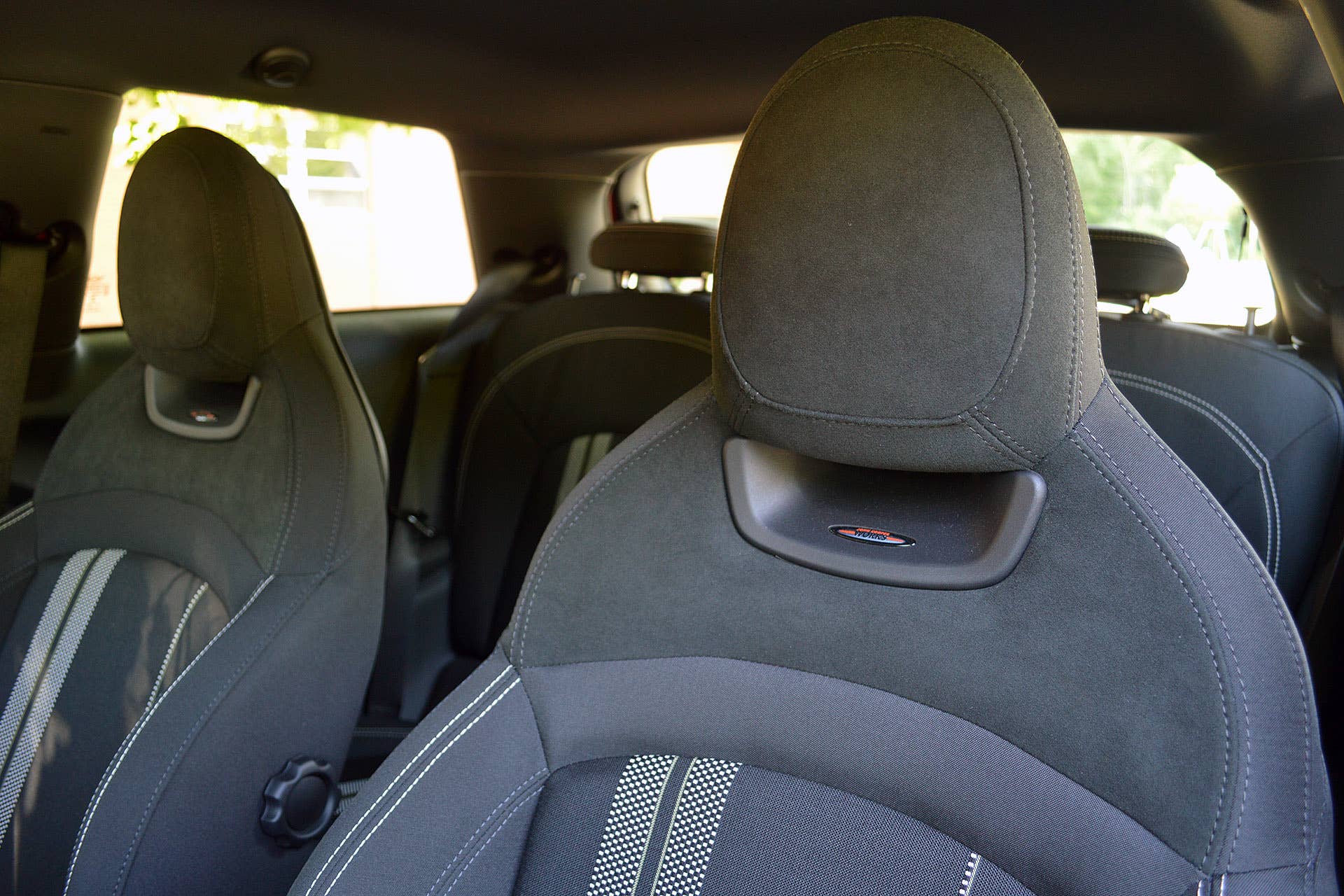 2015 Mini John Cooper Works Hardtop front seats
