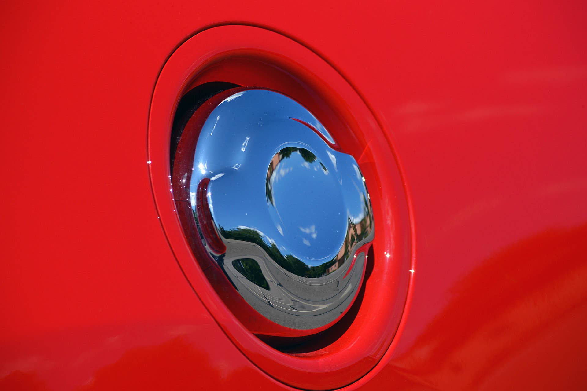 2015 Mini John Cooper Works Hardtop fuel door