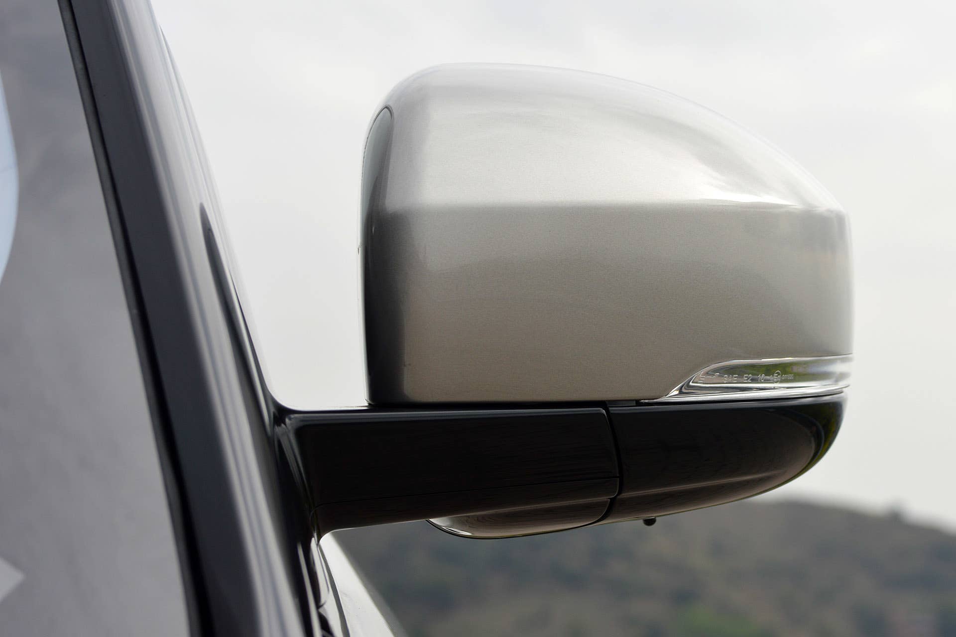2016 Land Rover Range Rover Sport Td6 side mirror