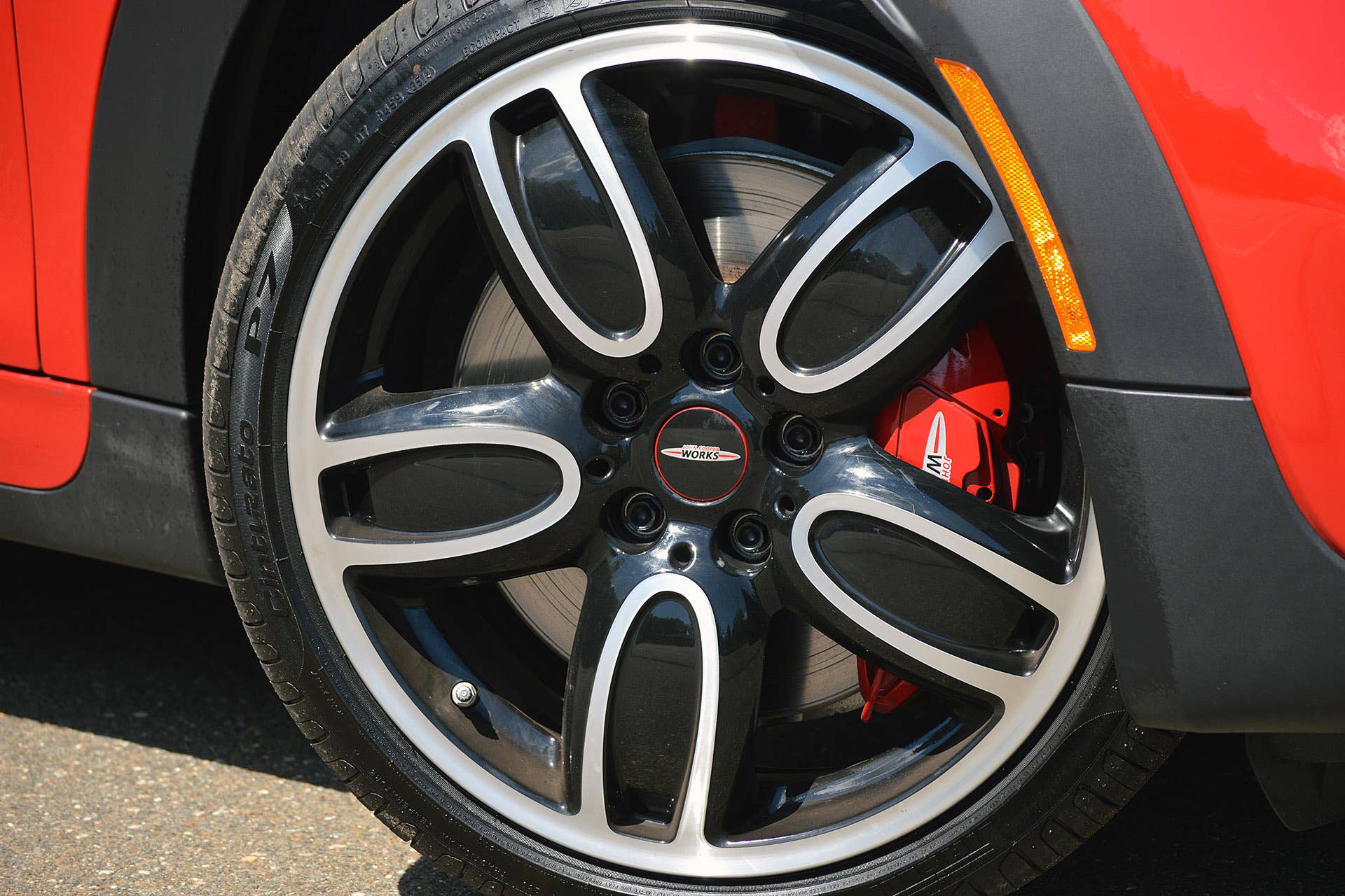 2015 Mini John Cooper Works Hardtop wheel
