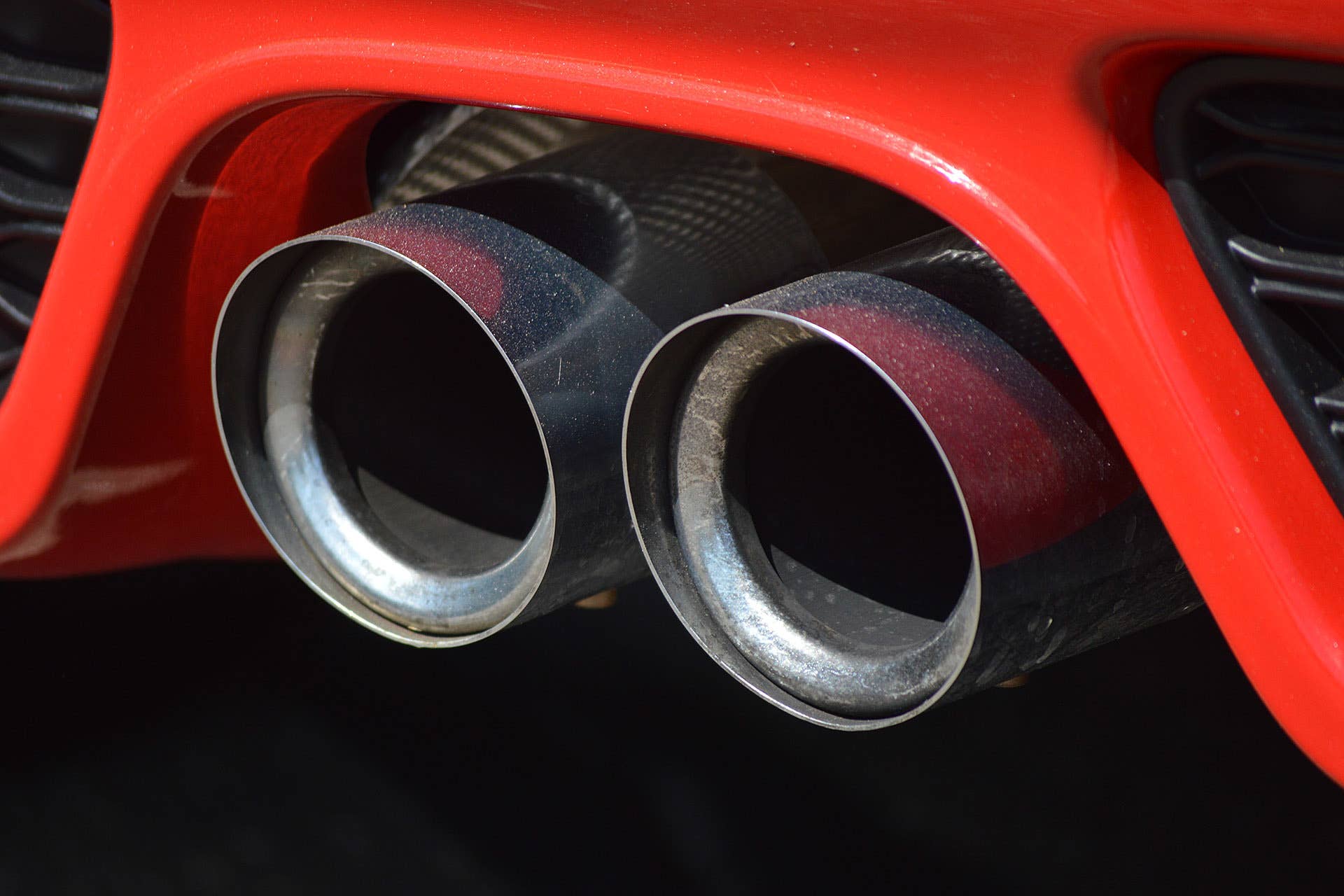 2015 Mini John Cooper Works Hardtop exhaust tips