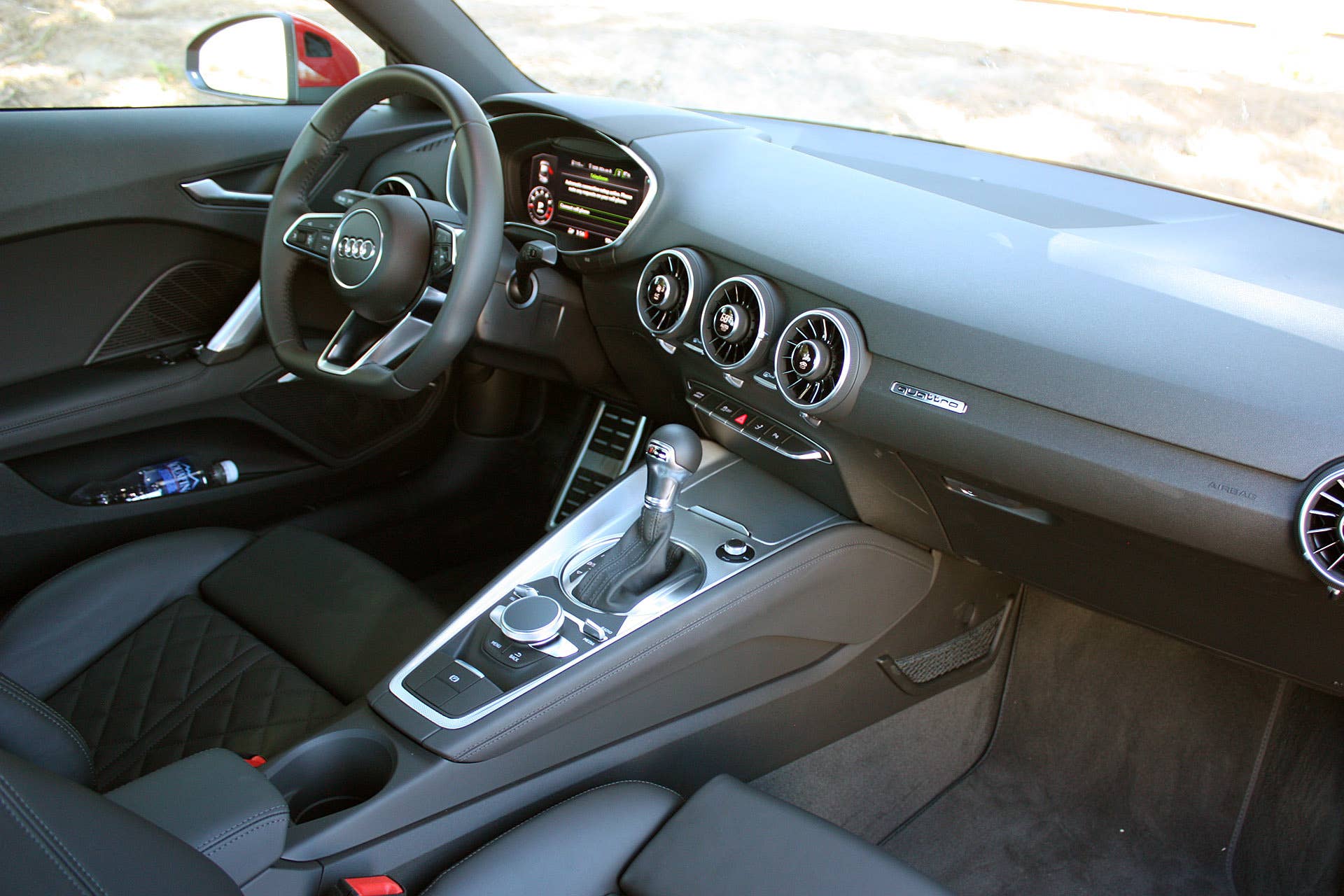 2016 Audi TT interior