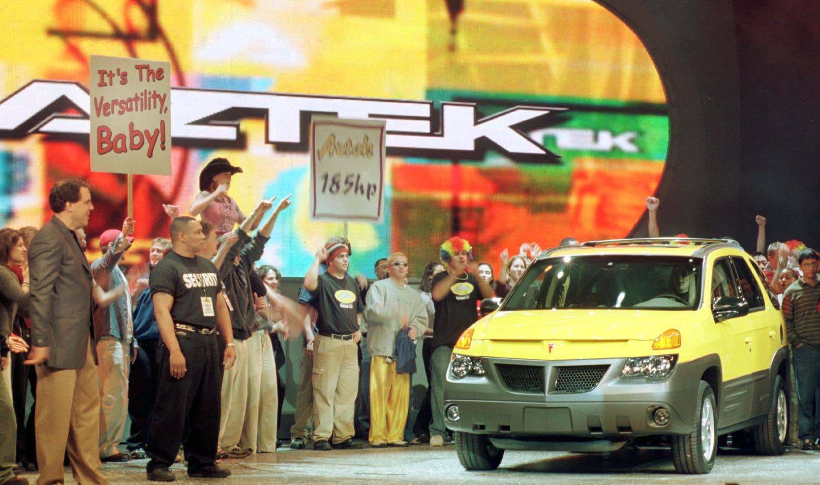 DETROIT, IL - JANUARY 10: General Motors debuts the Pontiac Aztek at the North American International Auto Show in Detroit 10 January 2000. Pontiac bills the 'Aztek' the 'first sport recreational vehicle.' (Photo credit should read DANIEL LIPPITT/AFP/Getty Images)