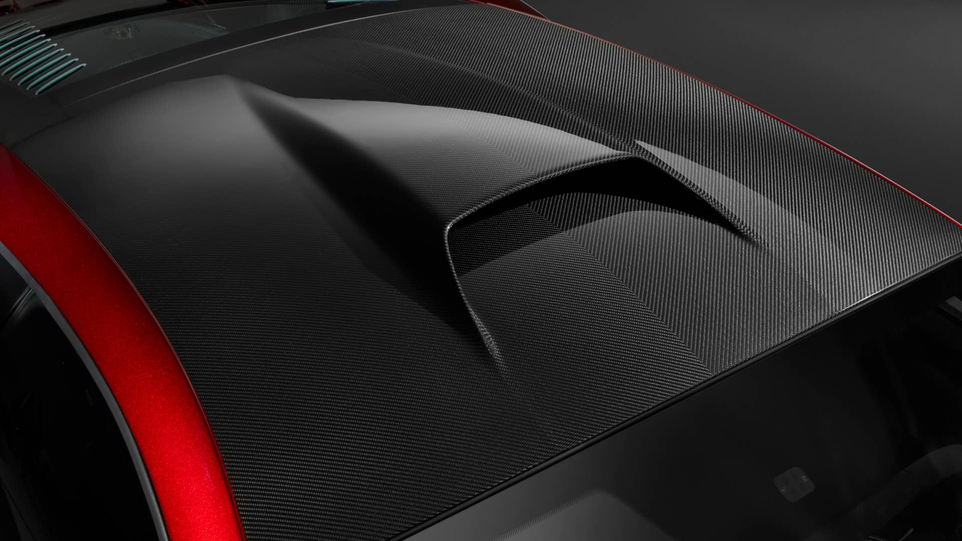 McLaren MSO HS Hood Scoop Close Up Exterior