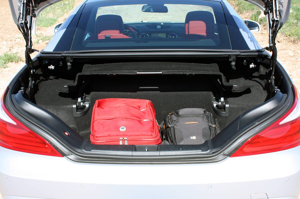 2013 Mercedes SL550 trunk