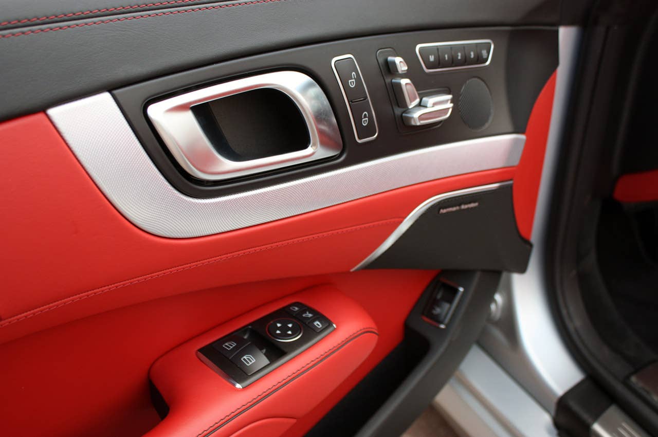 2013 Mercedes SL550 door trim