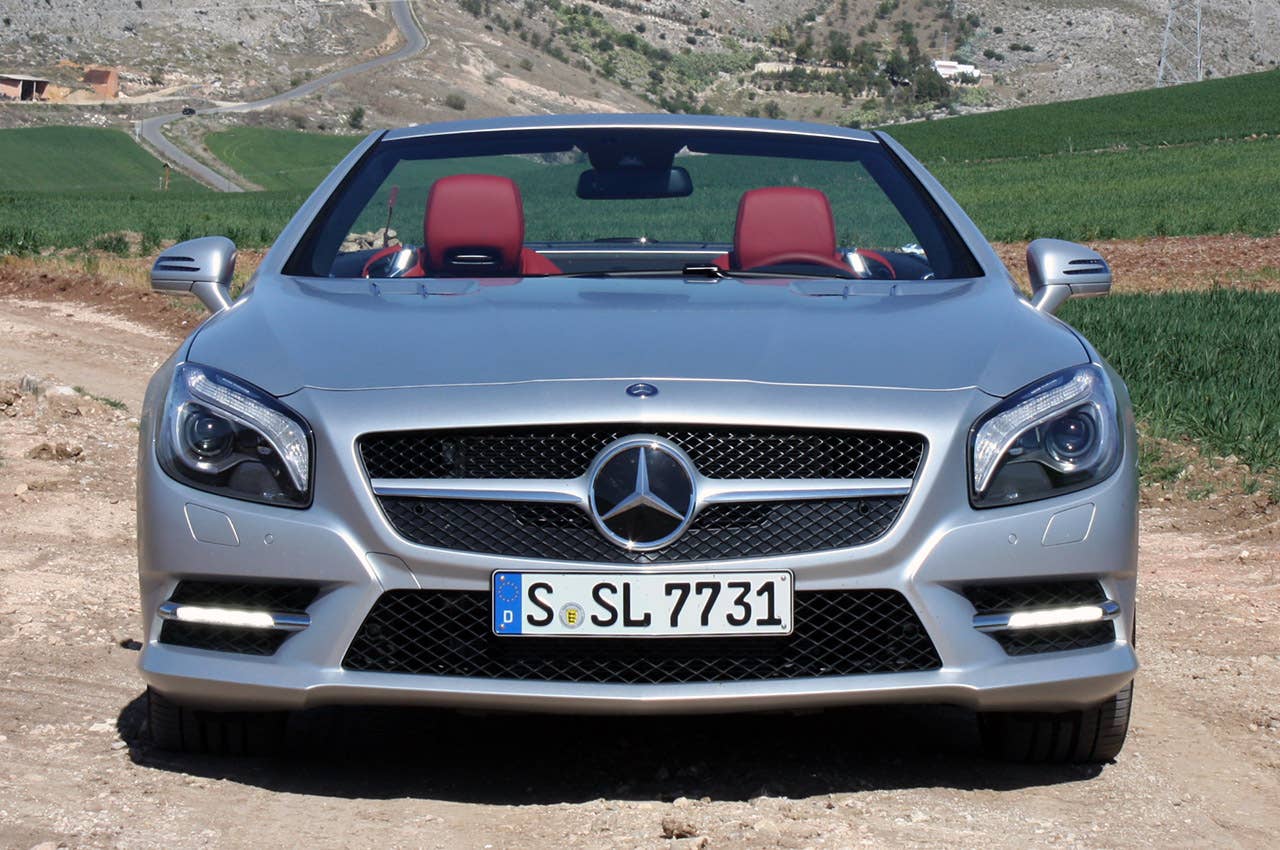 2013 Mercedes SL550 front view