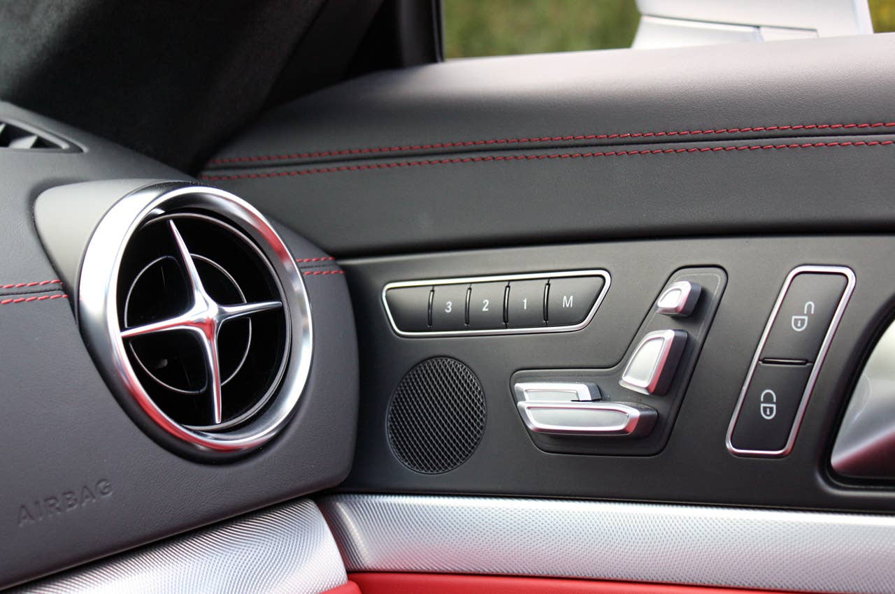 2013 Mercedes SL550 seat controls