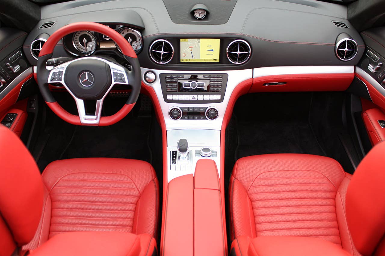 2013 Mercedes SL550 interior