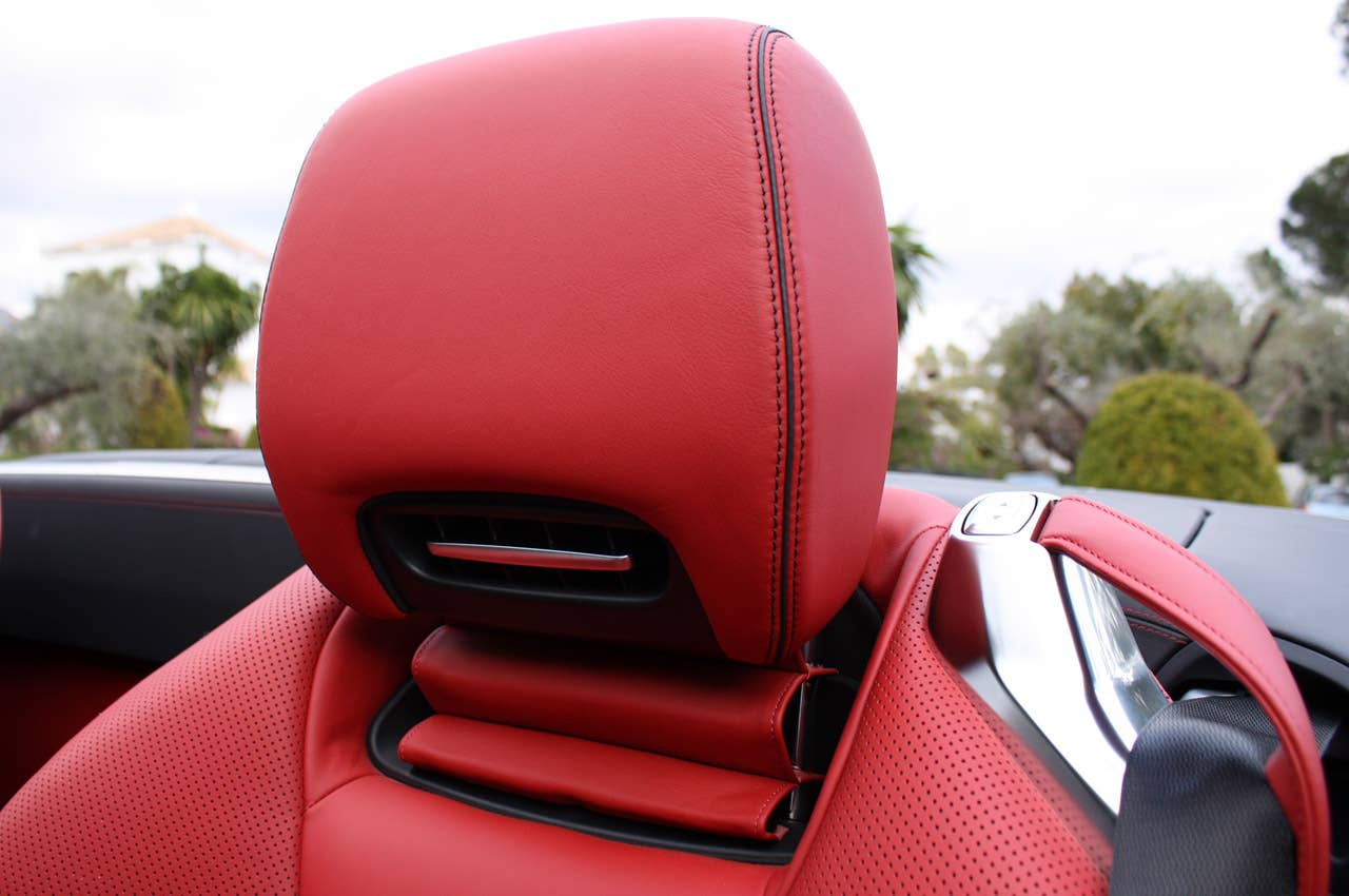 2013 Mercedes SL550 headrest