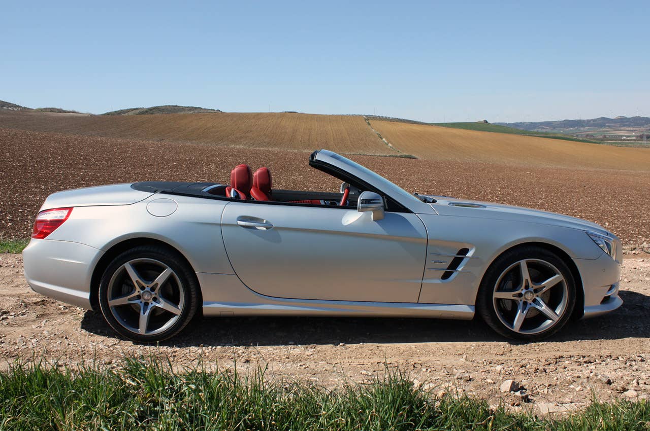 2013 Mercedes SL550 side view