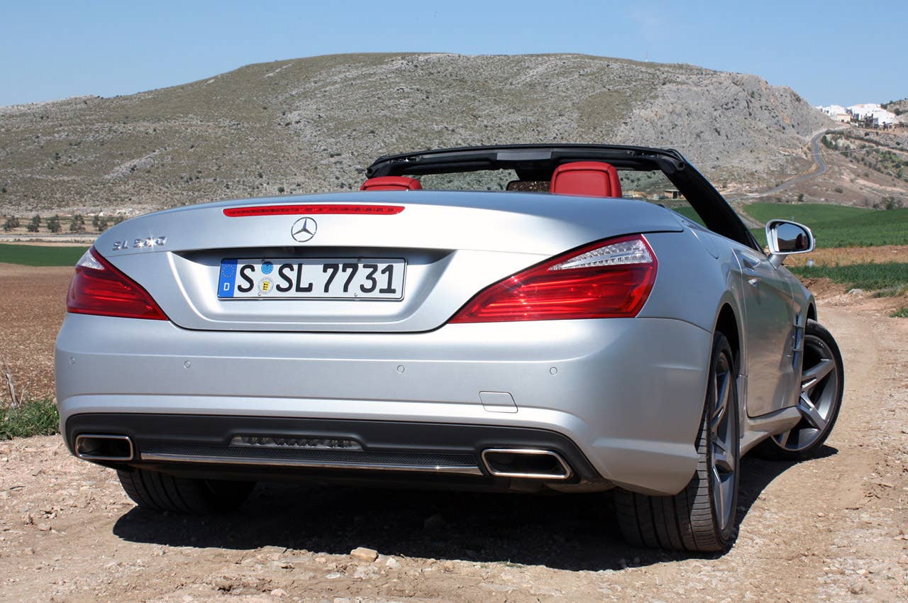 2013 Mercedes SL550 rear 3/4 view