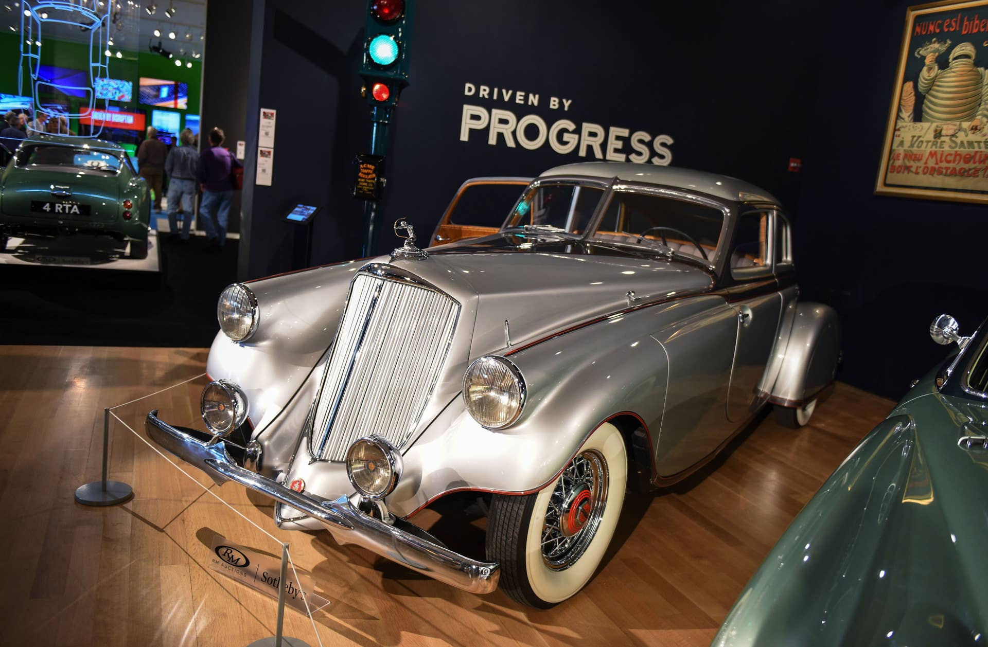 1933 Pierce-Arrow Silver Arrow