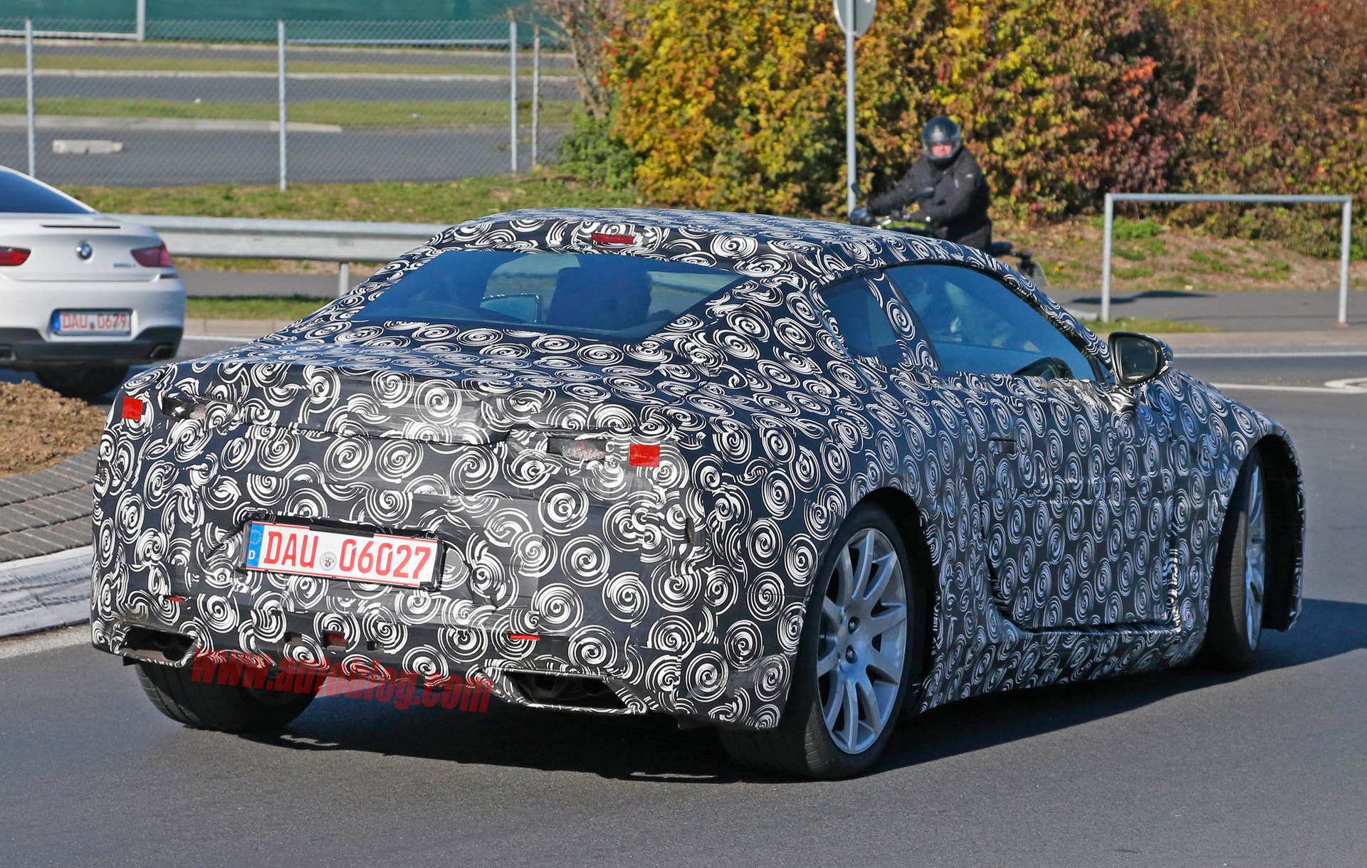 Lexus LF prototype rear