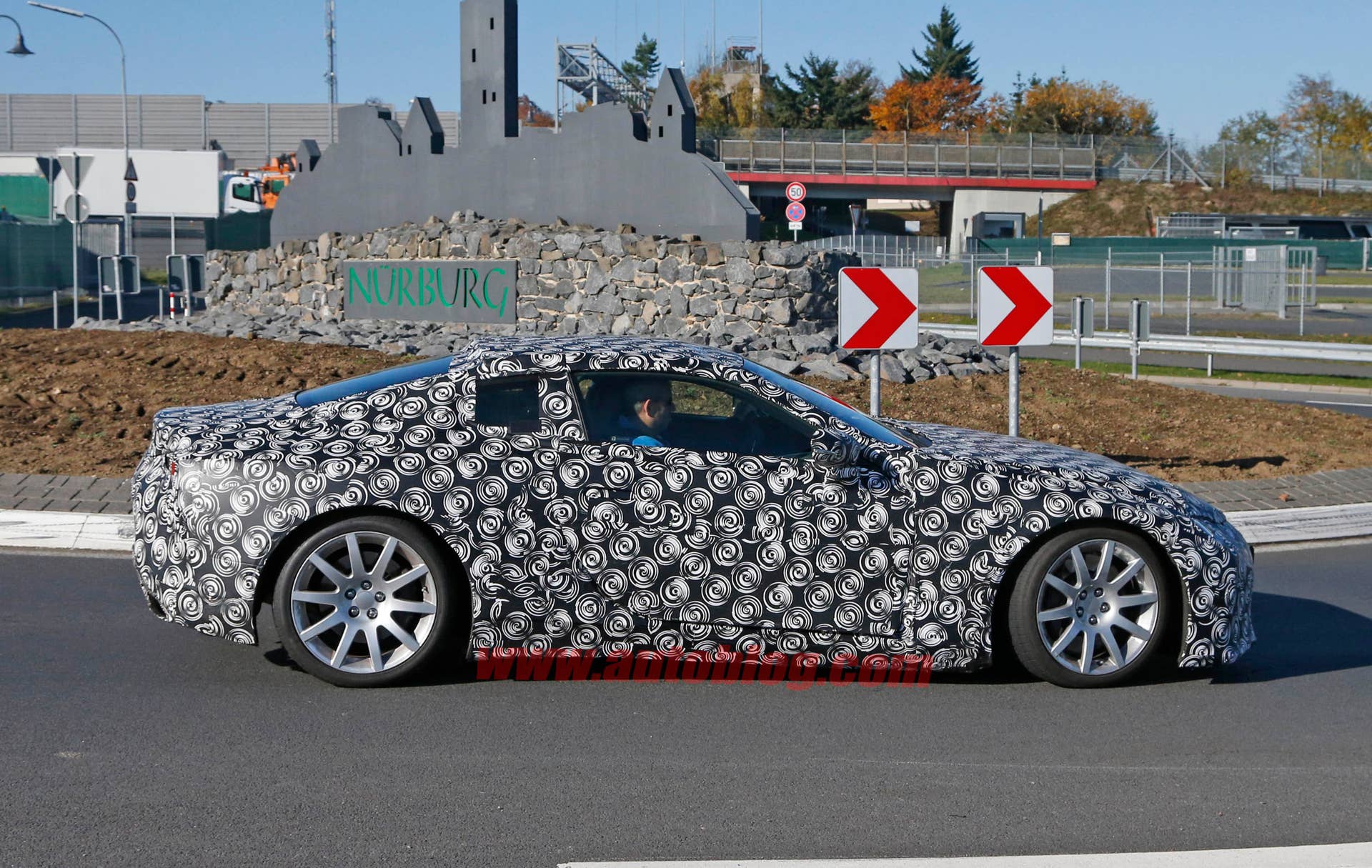 Lexus LF prototype profile