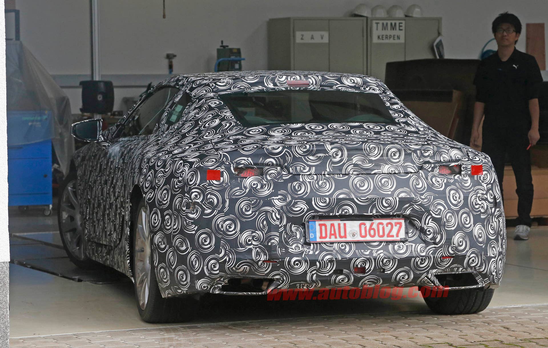 2018 Lexus LF prototype rear