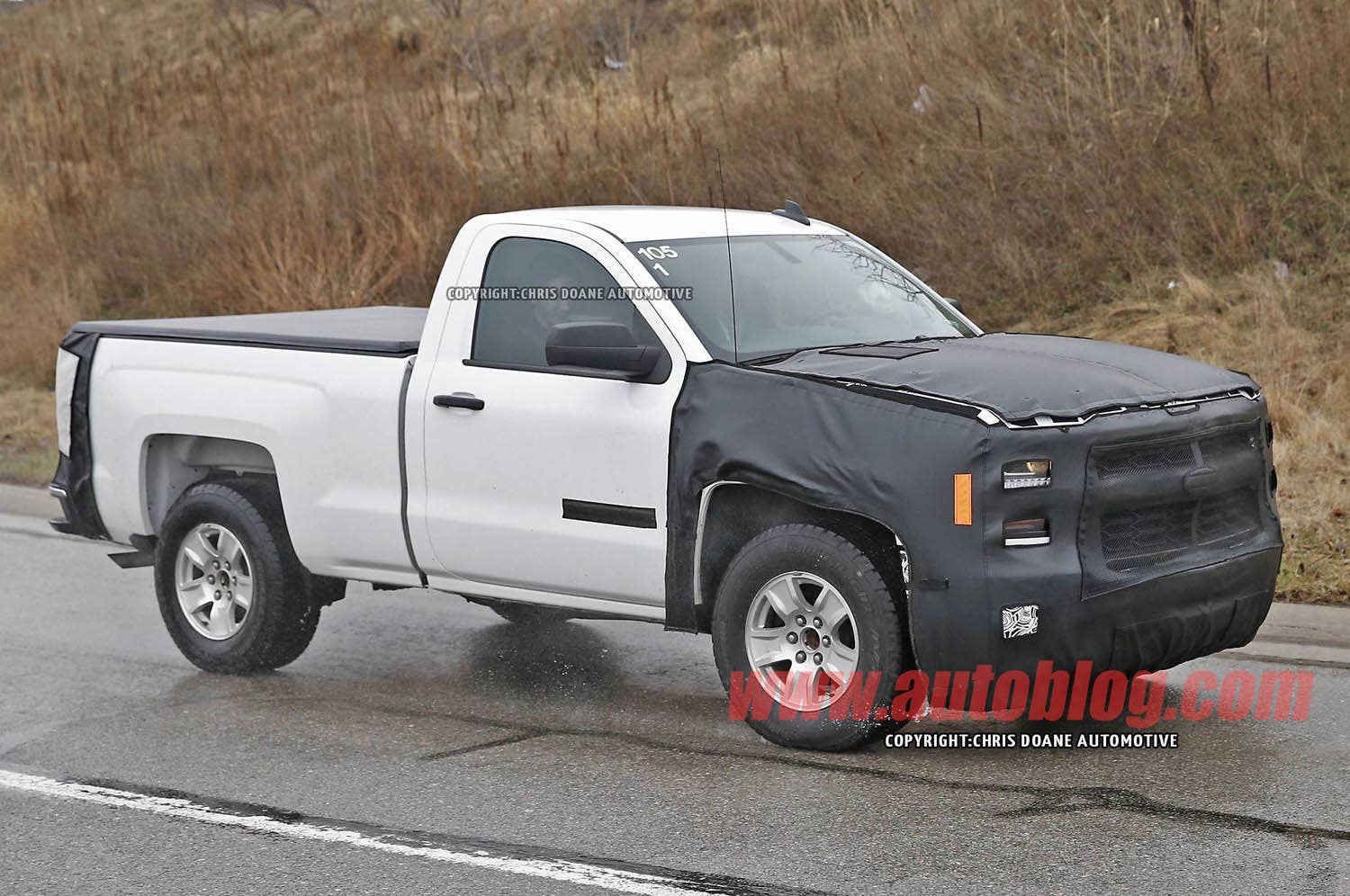 2017 Chevrolet Silverado spy shots