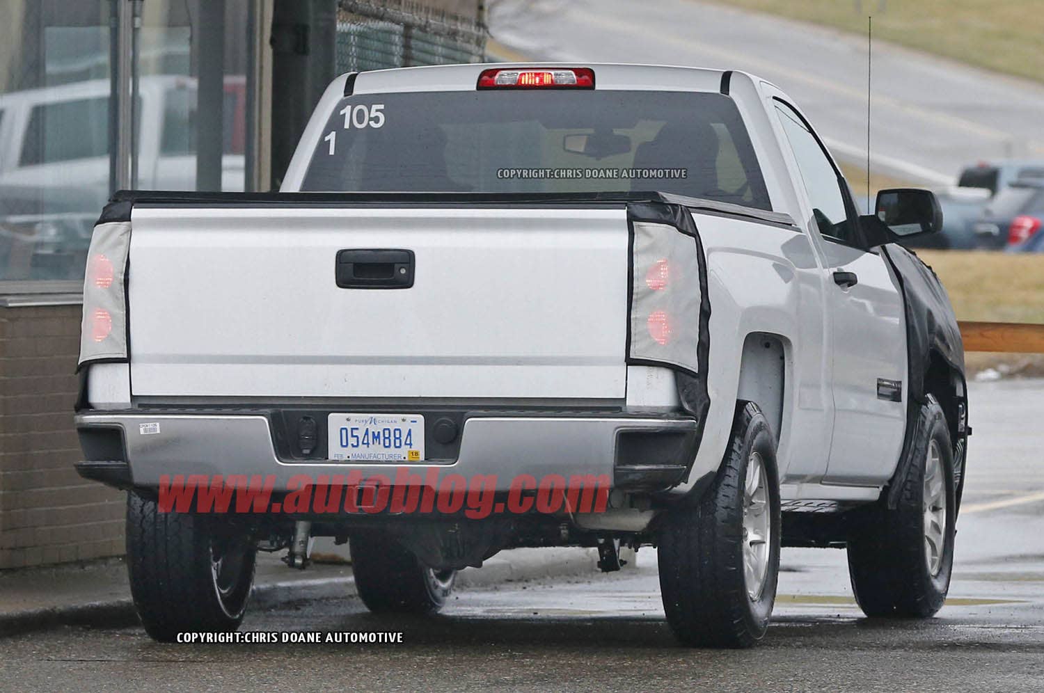 2017 Chevrolet Silverado spy shots