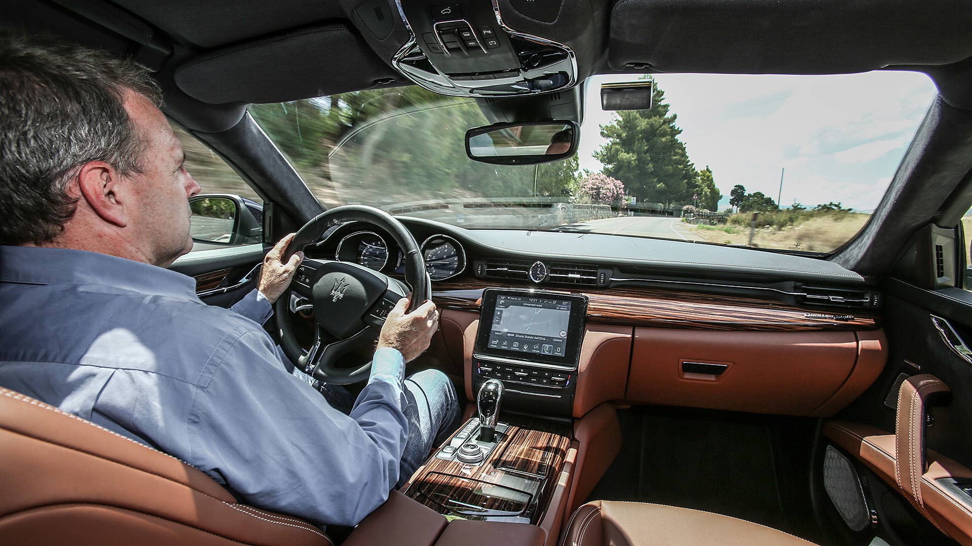 2017 Maserati Quattroporte interior