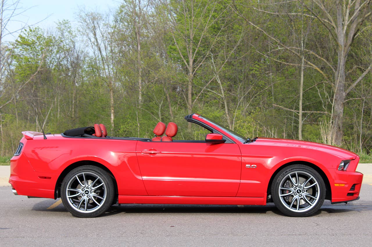 2013 Ford Mustang GT Convertible side view