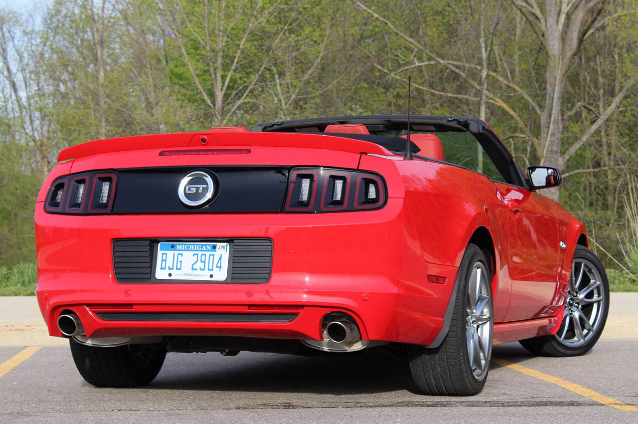 2013 Ford Mustang GT Convertible rear 3/4 view