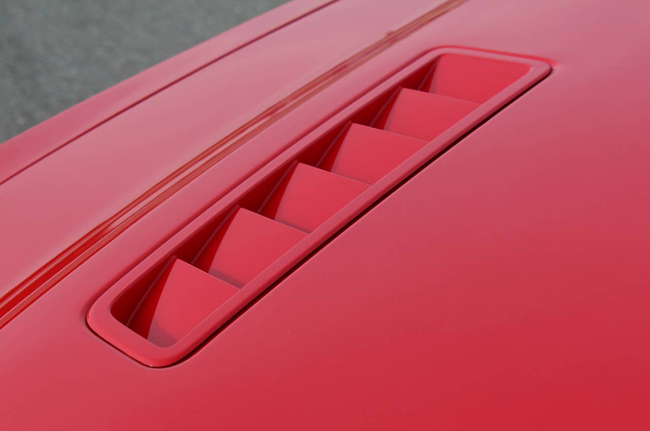 2013 Ford Mustang GT Convertible hood vent
