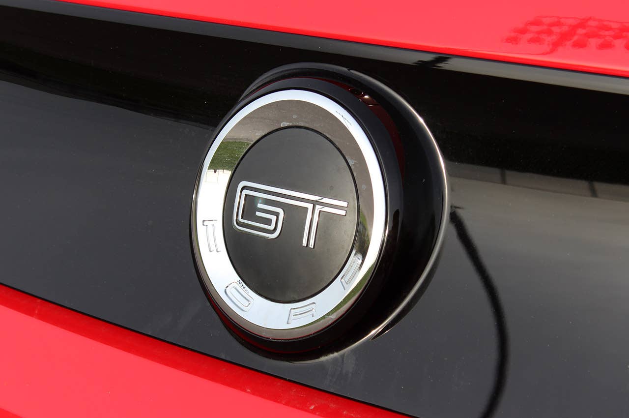 2013 Ford Mustang GT Convertible faux gas cap