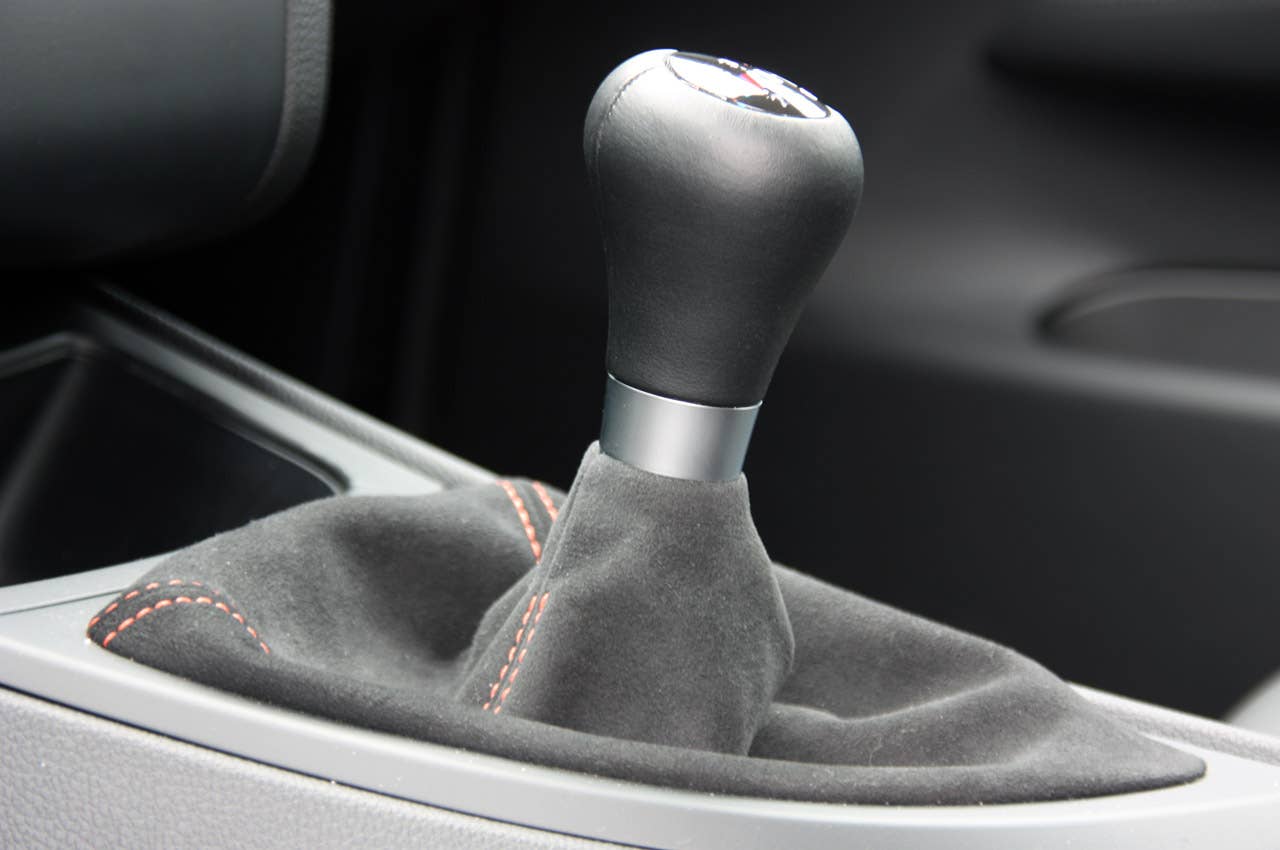 2011 BMW 1 Series M Coupe shifter