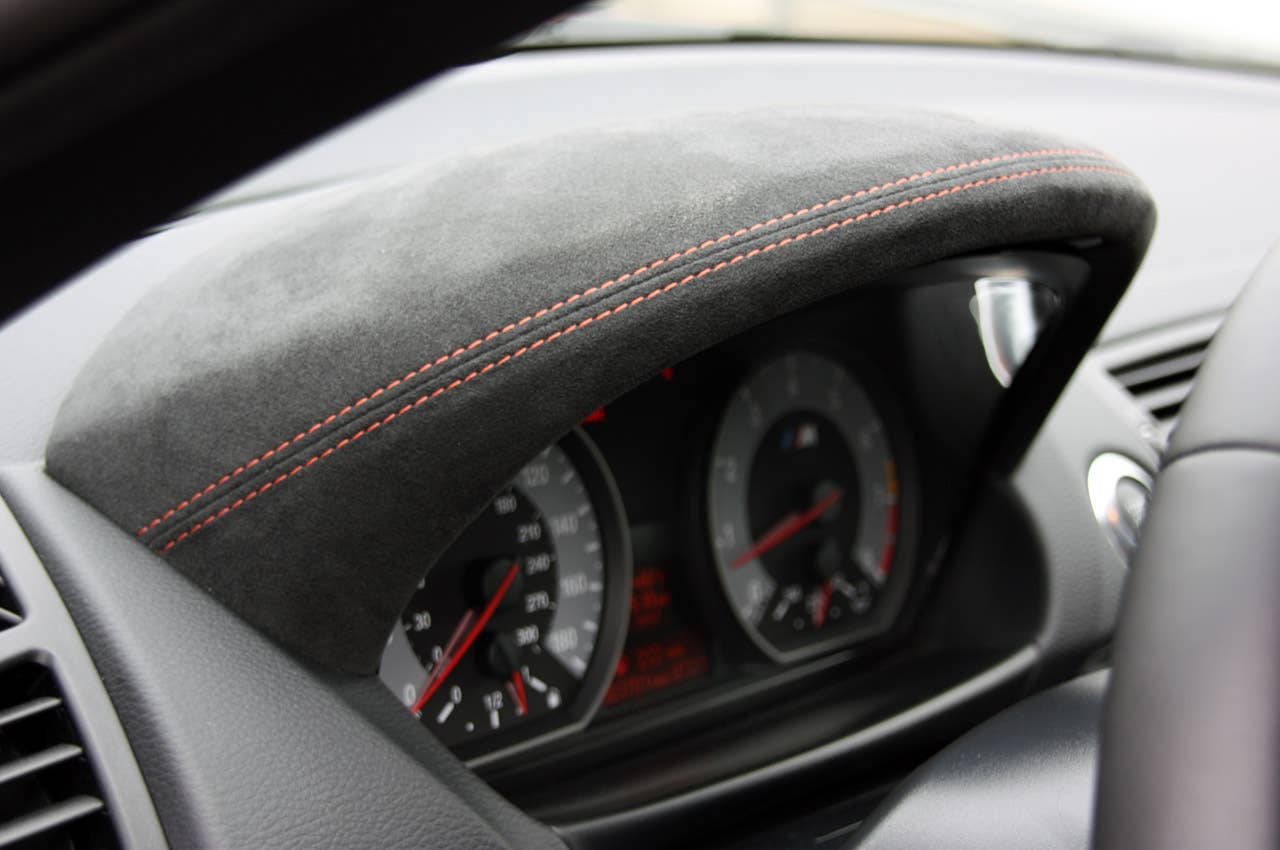 2011 BMW 1 Series M Coupe dash trim
