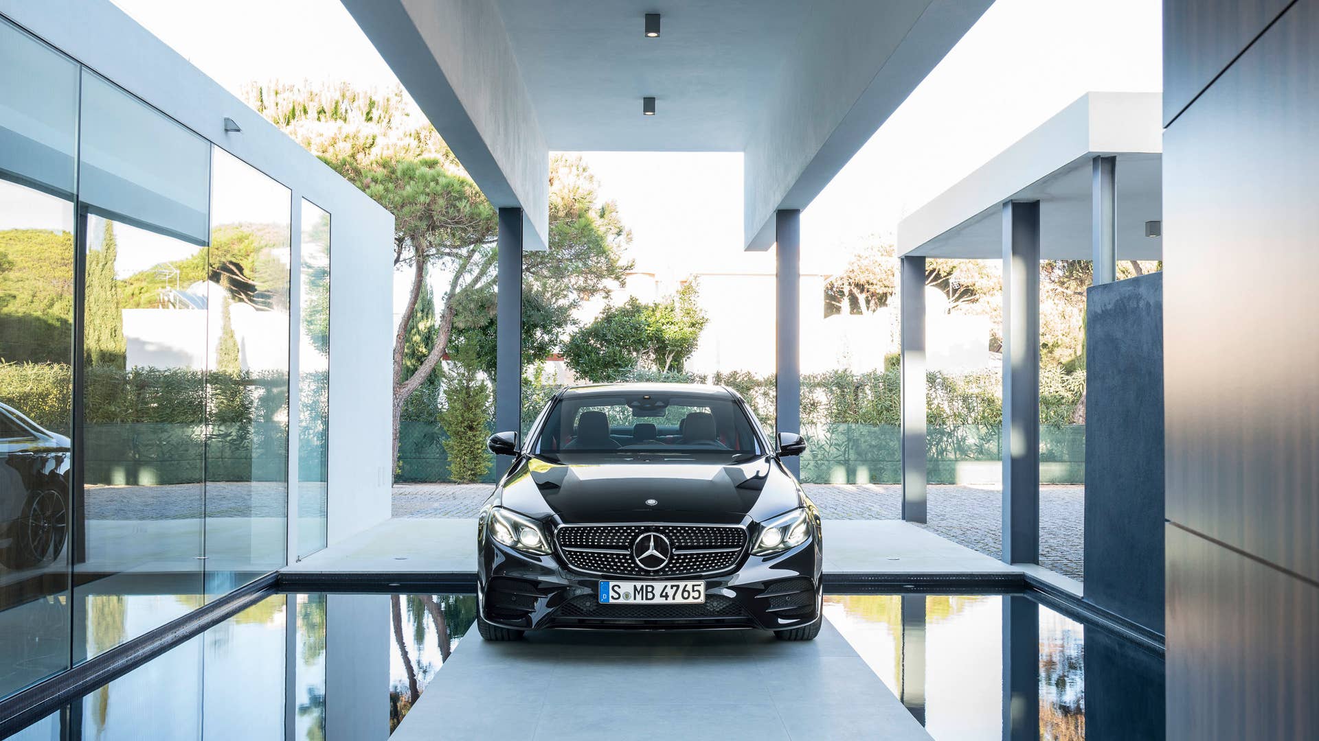 2017 mercedes-amg e43 front