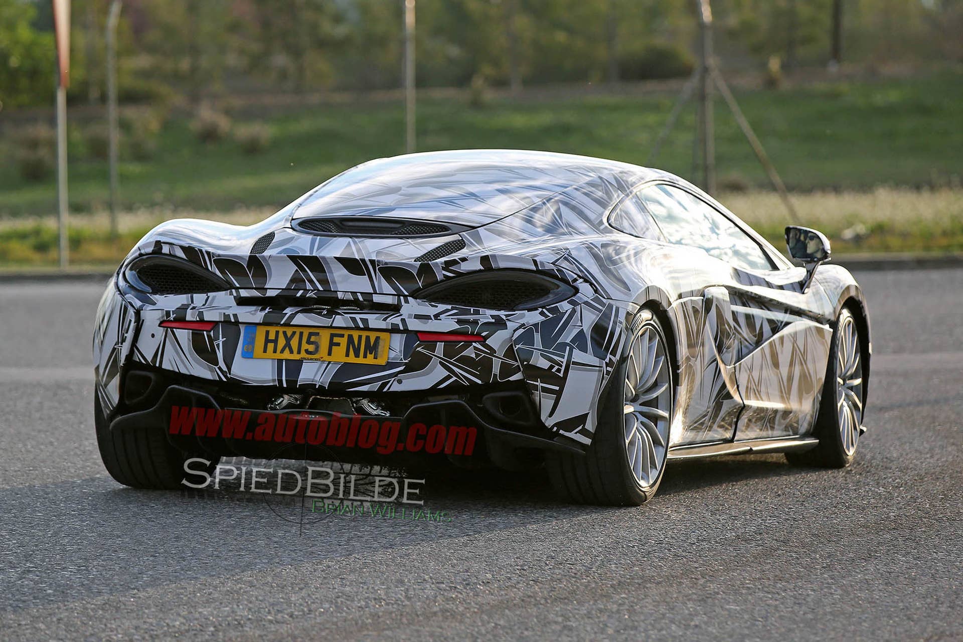 McLaren 570S GT prototype spied rear 3/4