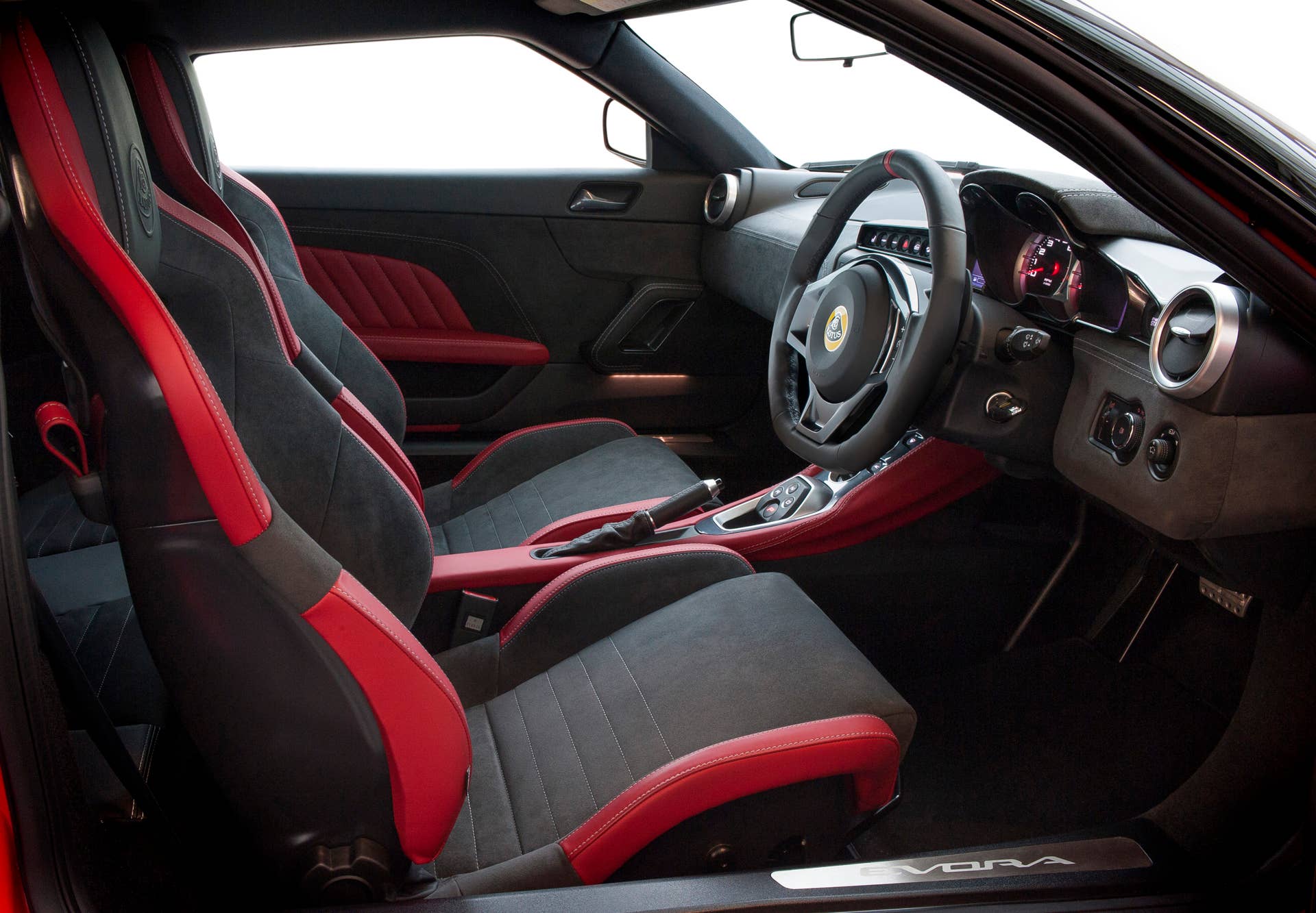 Lotus Exclusive Evora interior