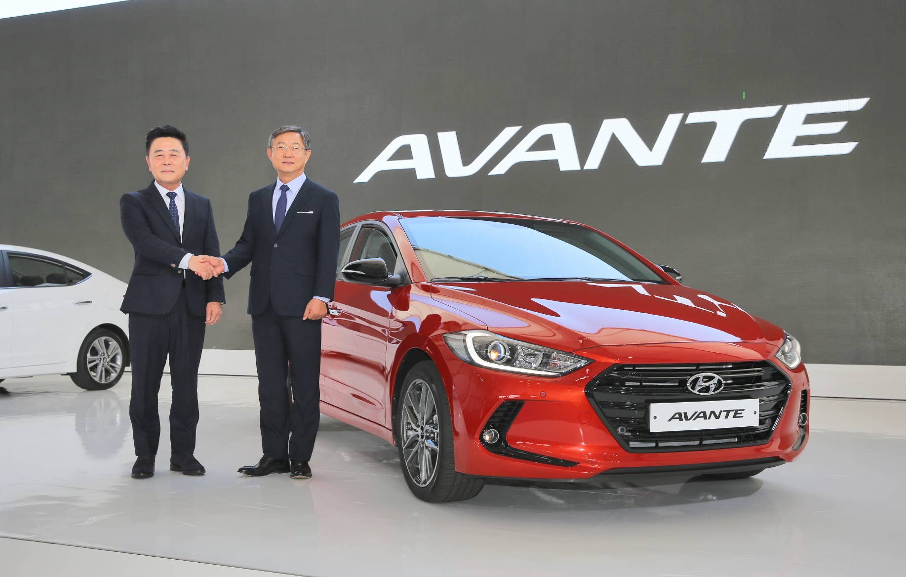 red 2016 hyundai elantra in south korea with executives